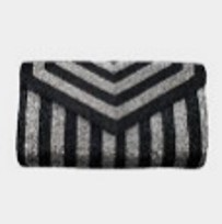 LC0024black