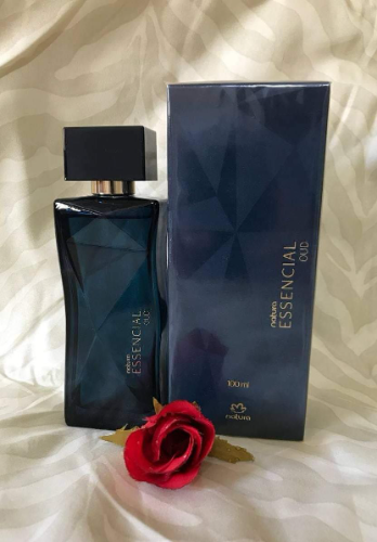 Perfume Femenino ESSENCIAL OUD -100ml